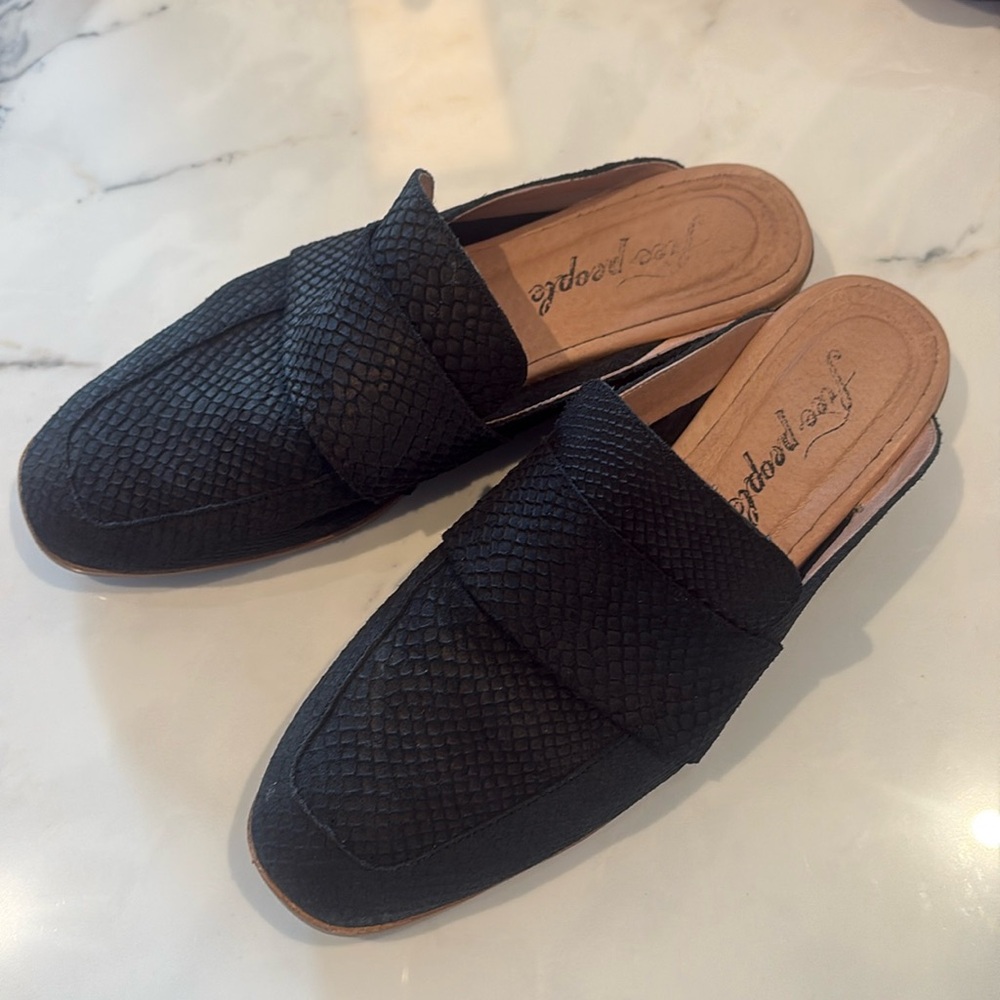 Free people loafers. Size 38